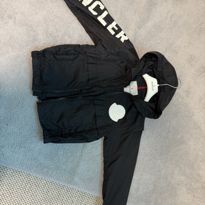 몽클레어 키즈 바람막이 130(8A)