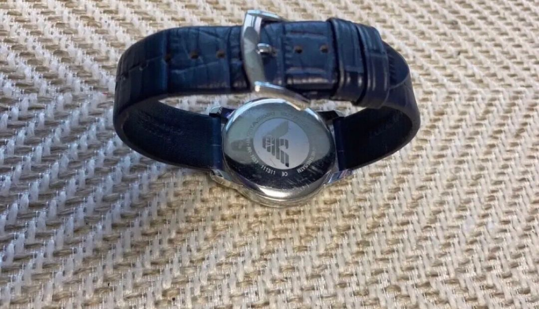 서울 아르마니 남성 알마니 명품 손목시계 이미지