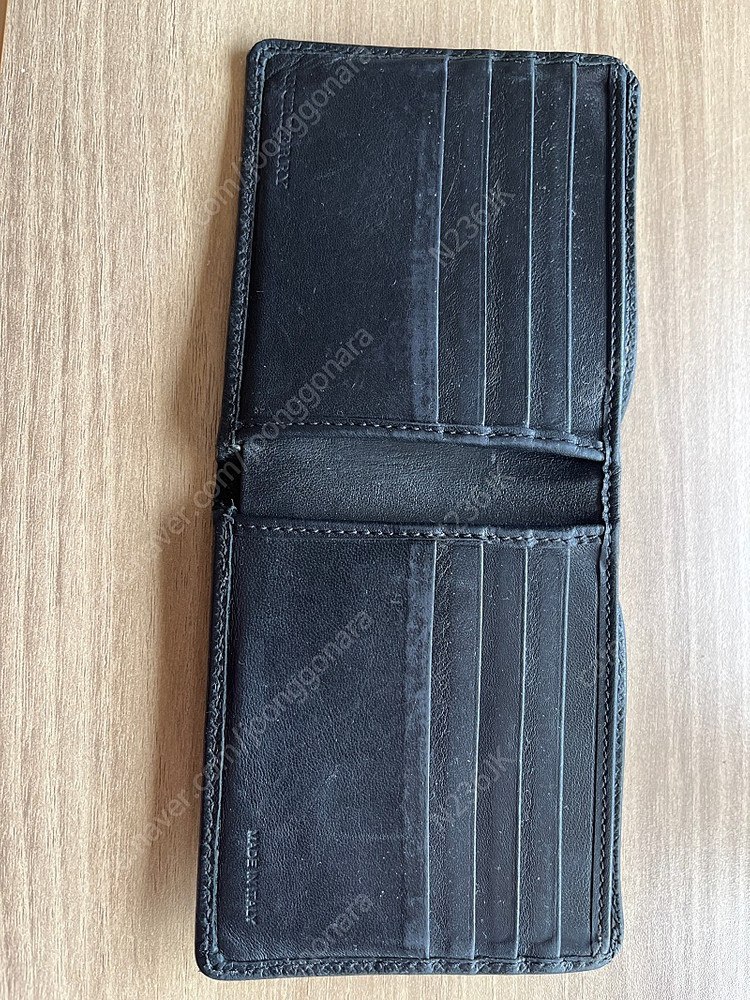 버버리 반지갑 이미지