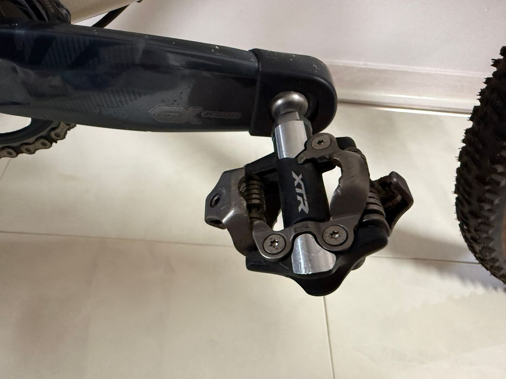 위아위스 알페카 S사이즈 완성차(스램 전동 구동계) 판매 합니다.--2