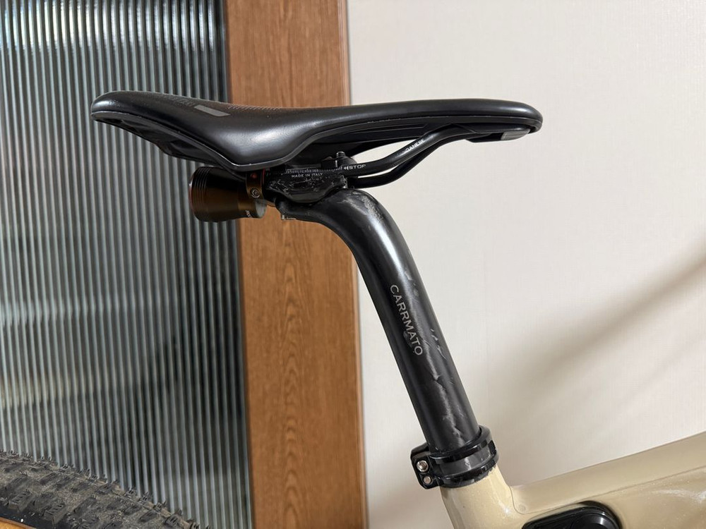 위아위스 알페카 S사이즈 완성차(스램 전동 구동계) 판매 합니다.--6