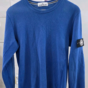 정품) 스톤아일랜드 맨투맨M
