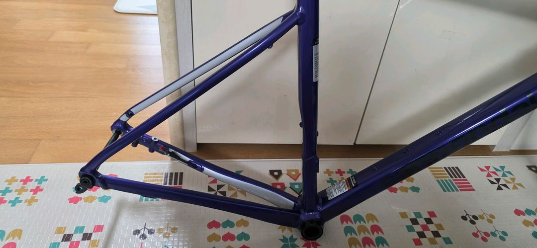 캐논데일 캐드13 56 사이즈(+알리 카본 핸들바)--2