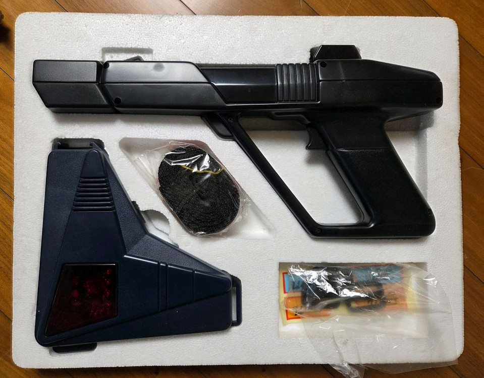 80년대 국산 우뢰매 4탄? 스펙트라 워즈 고전프라 완구 이미지