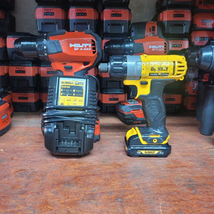 디월트충전드라이버DCF610 충전기DCB100 세트 12V