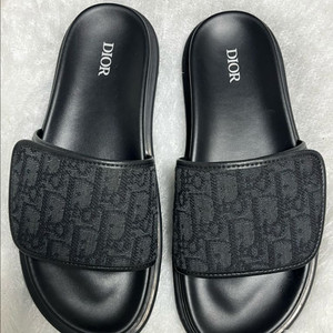 디올 슬리퍼