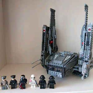 레고 스타워즈 75104 카일로렌의 커맨드 셔틀