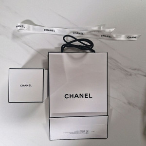 샤넬 코코크러쉬 반지케이스 박스 쇼핑백 팝니다