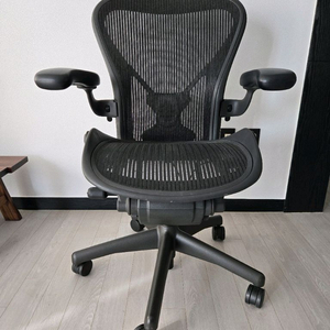 명품체어 허먼밀러 에어론 의자