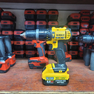 디월트충전함마드릴 DCD785 A급 배터리포함