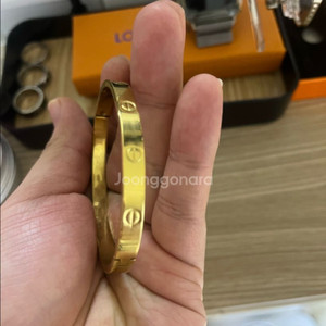 까르띠에 뱅글팔찌 가격내림