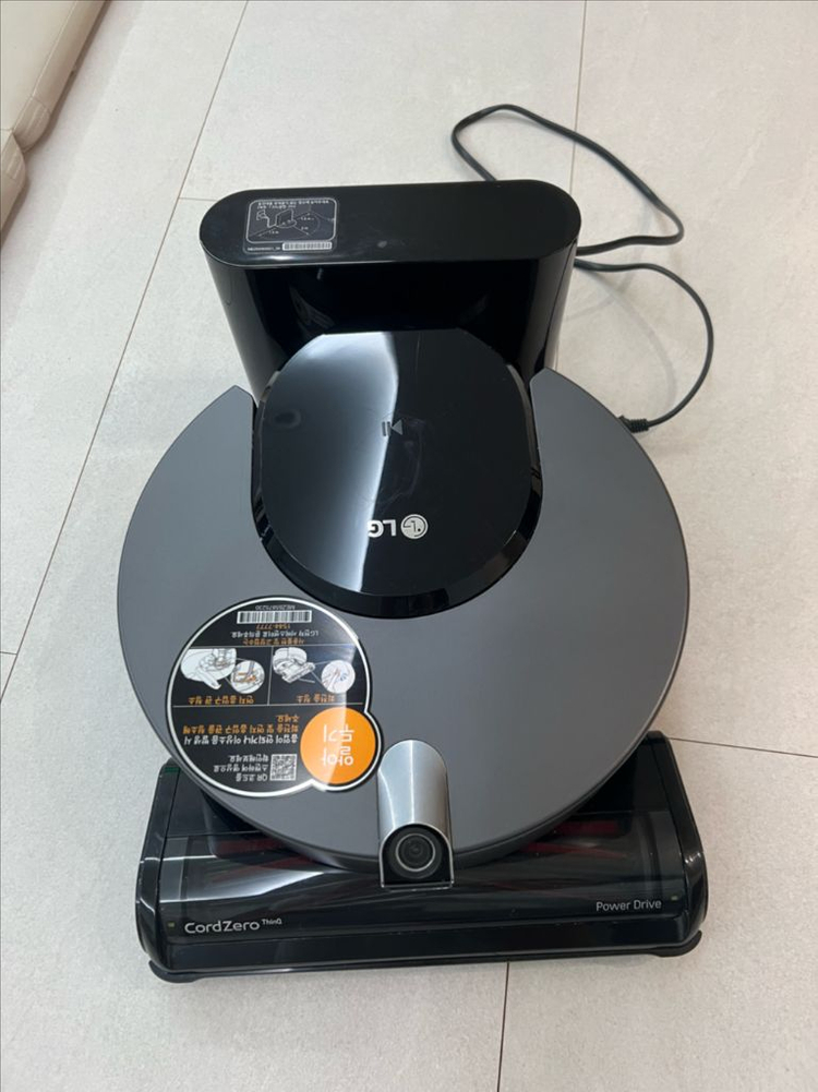 LG 코드제로 R9 로봇청소기--2
