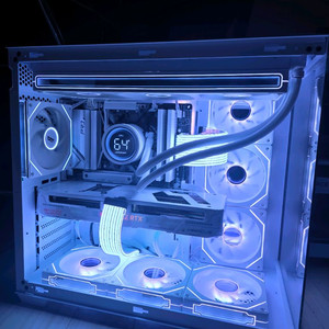 라이젠7 7800X3D.RTX5070 신품 본체 급매 이미지