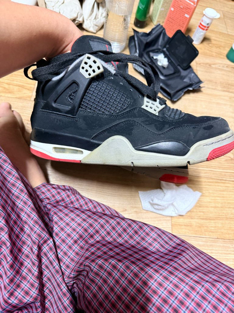 나이키 에어조던4 레트로 브레드 2019 이미지