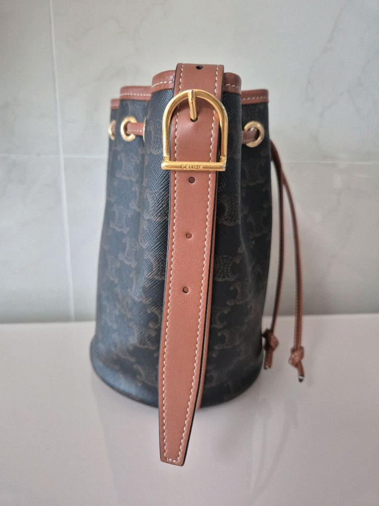 셀린느 드로우스트링 스몰 버킷백(이너백포함) 이미지