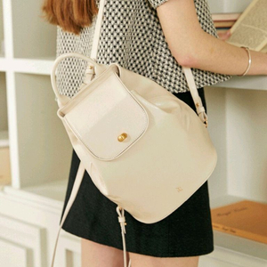 앤딜로즈 마농백 글로시 아이보리