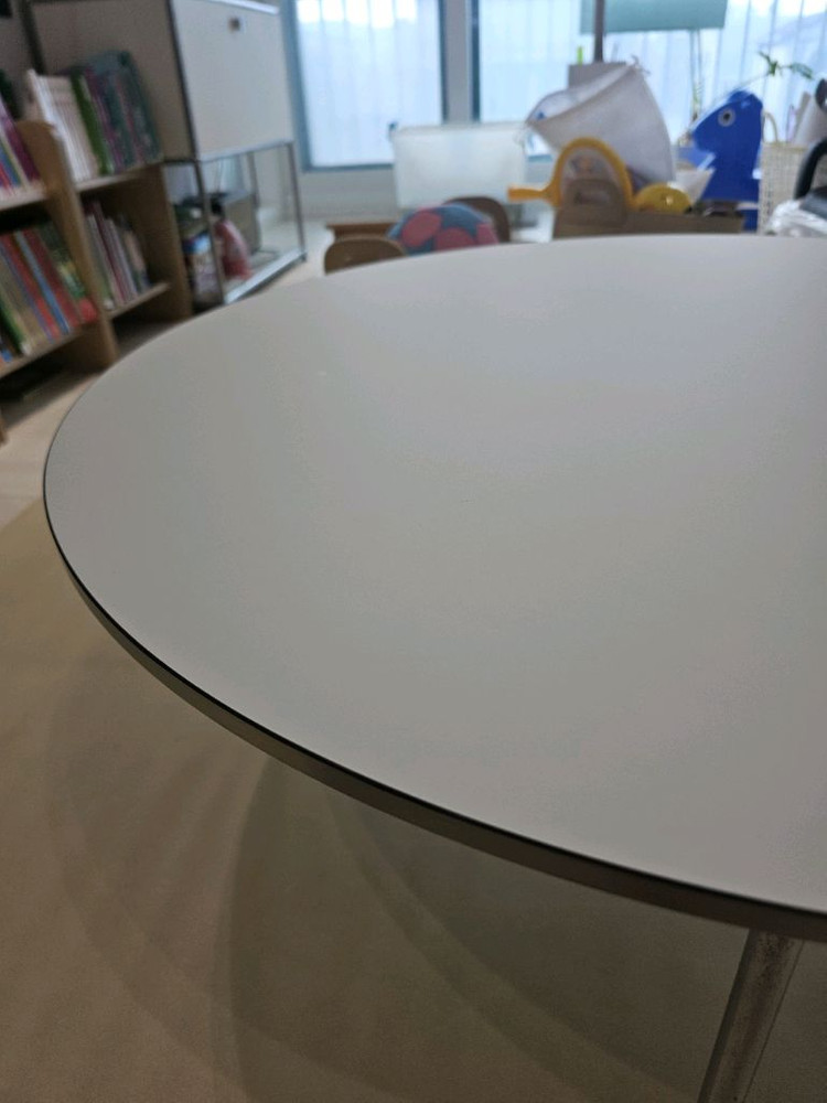 잭슨카멜레온 Plato 원형 소파테이블--2