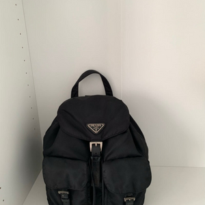 프라다 백팍 스몰