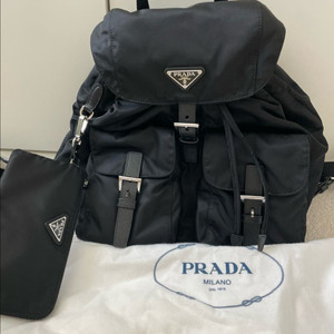 프라다 나일론 백팩 미디움