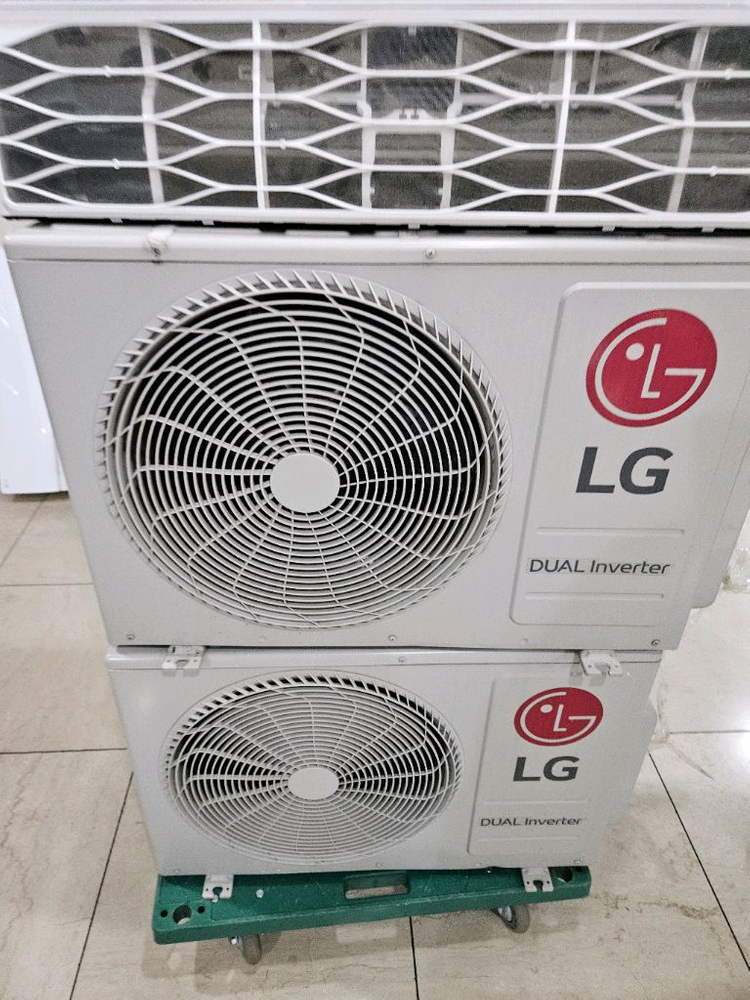 엘지9평 벽걸이인버터 냉난방기2대 팝니다 이미지