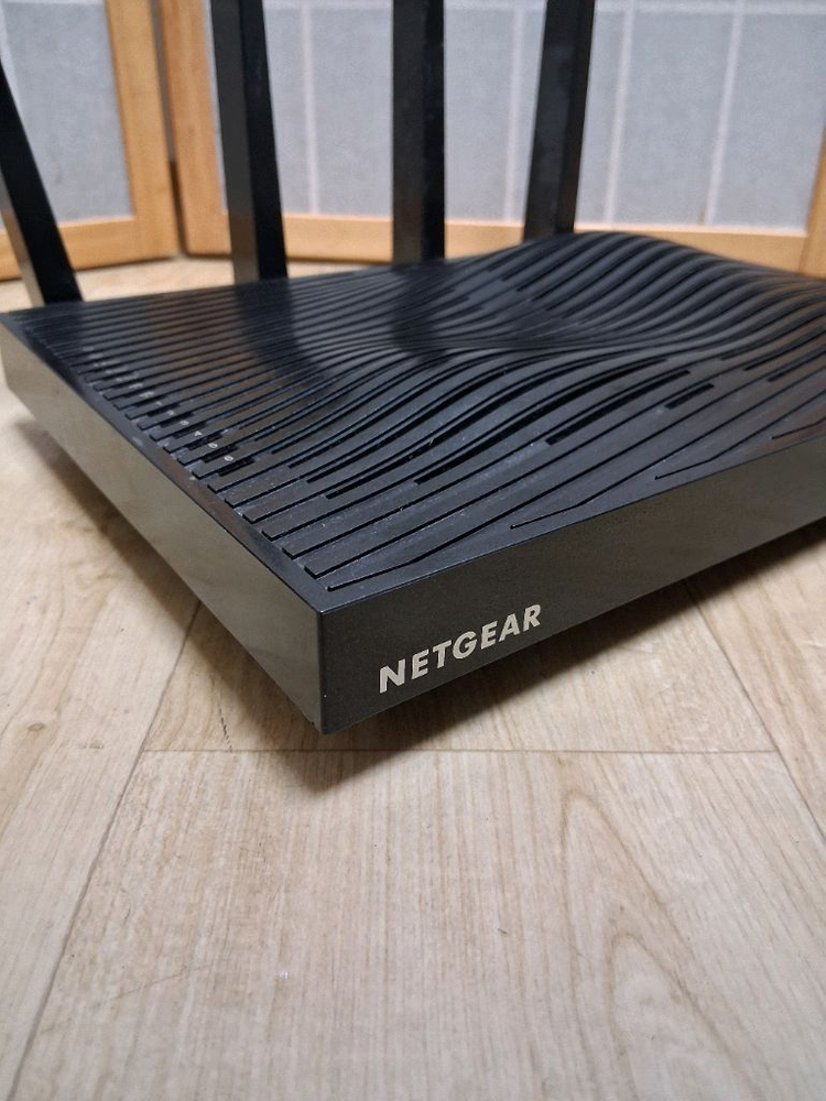 zzNETGEAR 나이트호크X8 WIFI라우터R8500--1