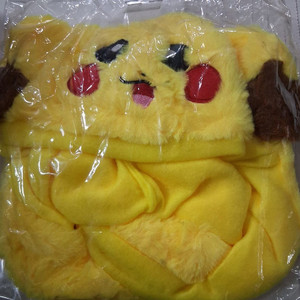 귀움직이는피카츄모자