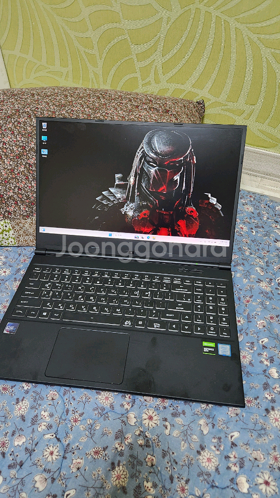 에이서 게이밍 노트북 팝니다.--4