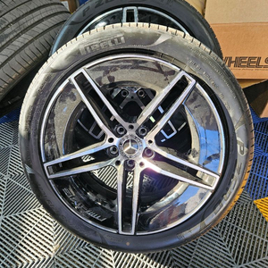 벤츠 GLC43 AMG 순정 휠타이어 세트