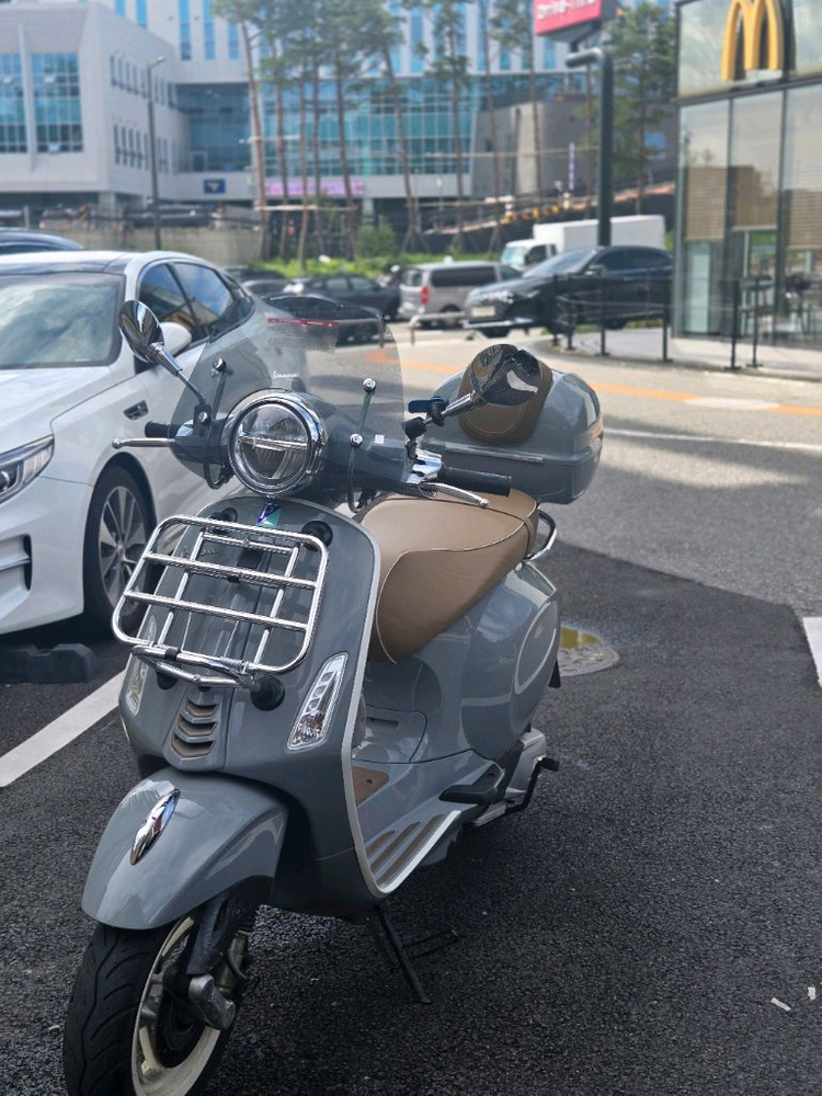 베스파 프리마베라 피크닉에디션 2022 이미지