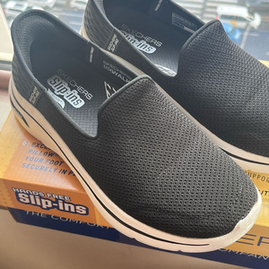 스케쳐스 고 워크 아치핏 여성용 (슬립 인스)