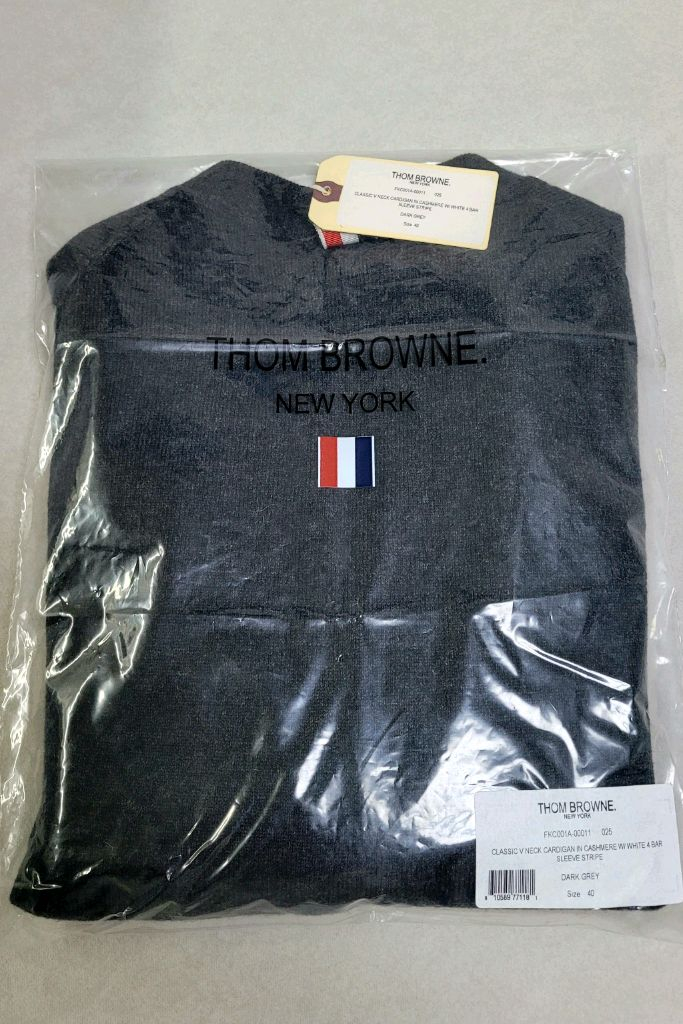 톰브라운 캐시미어 사선 가디건 다크 그레이 40사이즈 (새상품)--1