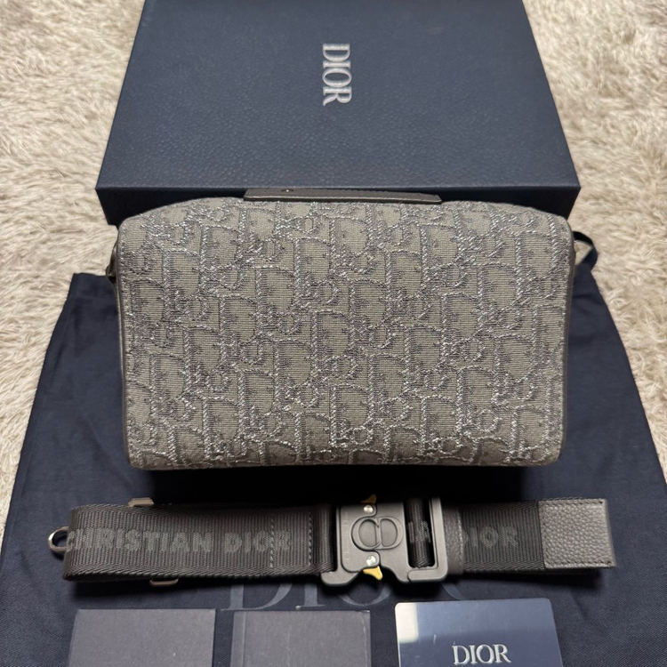 [ OS ] 디올 오블리크 루테늄 링고 22 크로스백 메신저백--1