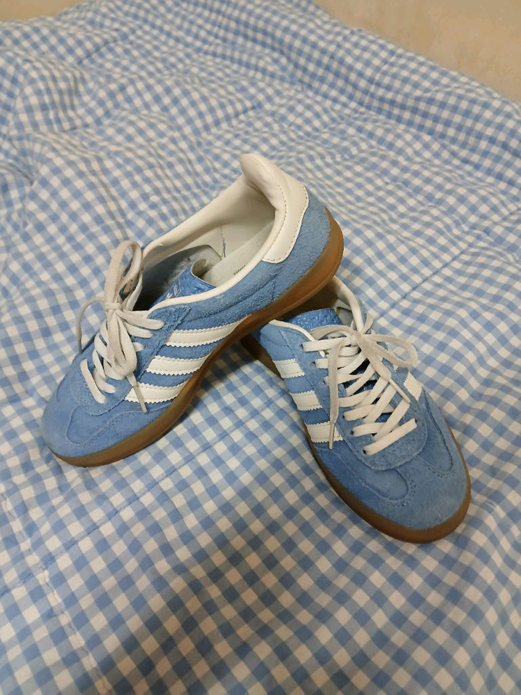 아디다스 가젤 하늘색 230 팝페라 검정앵글부츠 헐값에 드립니다--1