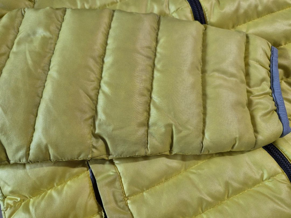 푸마 경량 다운 패딩 S--3