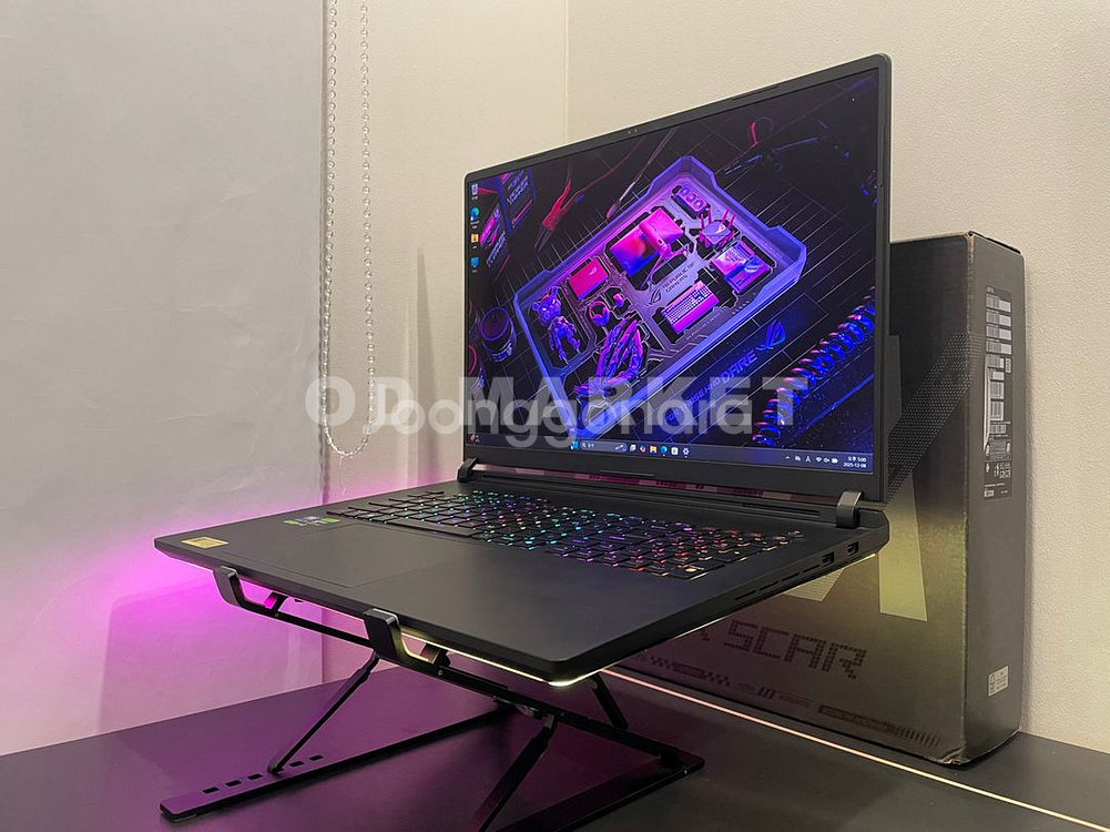 아수스 게이밍 노트북(RTX5090,18인치,울트라9,2T/32g)--0