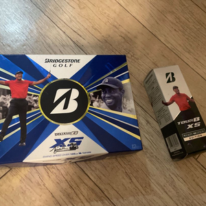 [미개봉 정품] 브리지스톤 Tour B XS 골프공 더즌 12구 + 3구