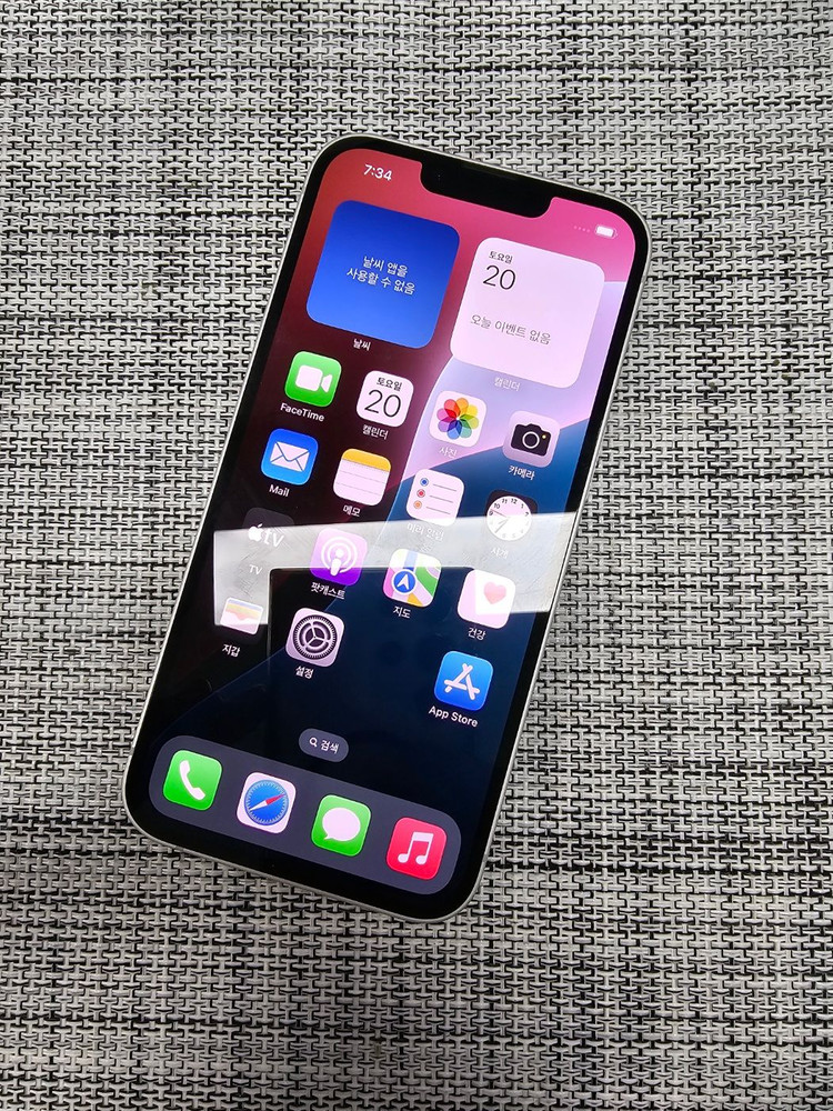 (신폰급) 아이폰 16E 256G 화이트 배터리100% 싸이클33 보증내년 8월까지남은 초S급 73만팝니다@--1