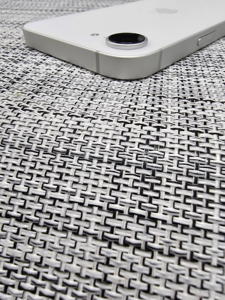 (신폰급) 아이폰 16E 256G 화이트 배터리100% 싸이클33 보증내년 8월까지남은 초S급 73만팝니다@--4