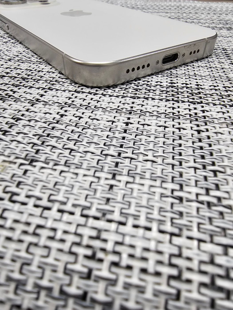 (검수완료) 아이폰15프로 256G 화이트 배터리90% 정상해지 가성비최저가 58만팝니다@--7