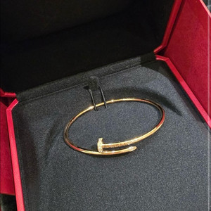 까르띠에 앵끌루 다이아 팔찌 옐골 16