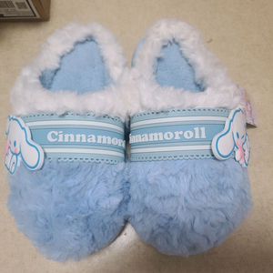 시나모롤 털슬리퍼