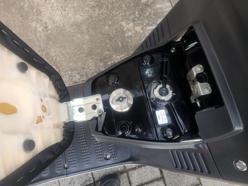 혼다 자이로 케노피4t 이미지