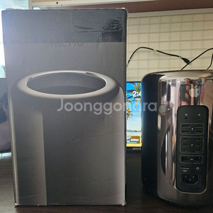 맥프로 6세대 D700 2TB 2018년 제품 팝니다