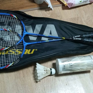 베드민턴 라켓+셔틀콕 일괄판매