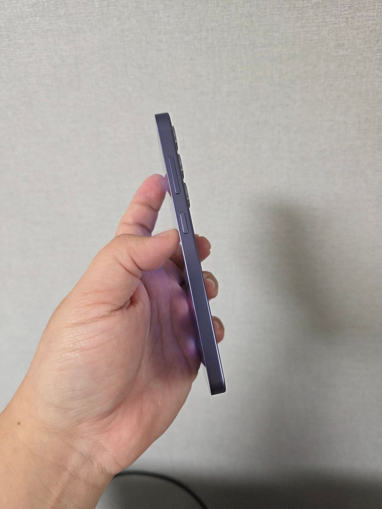 갤럭시 S24 코발트 바이올렛 256기가 SS급 팔아요~--2