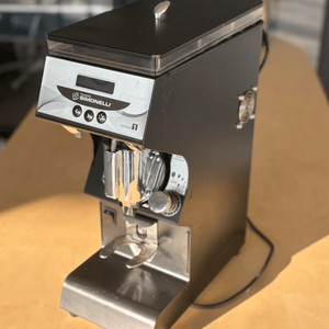 누오바 시모넬리 Mythos 1 커피 그라인더 이미지