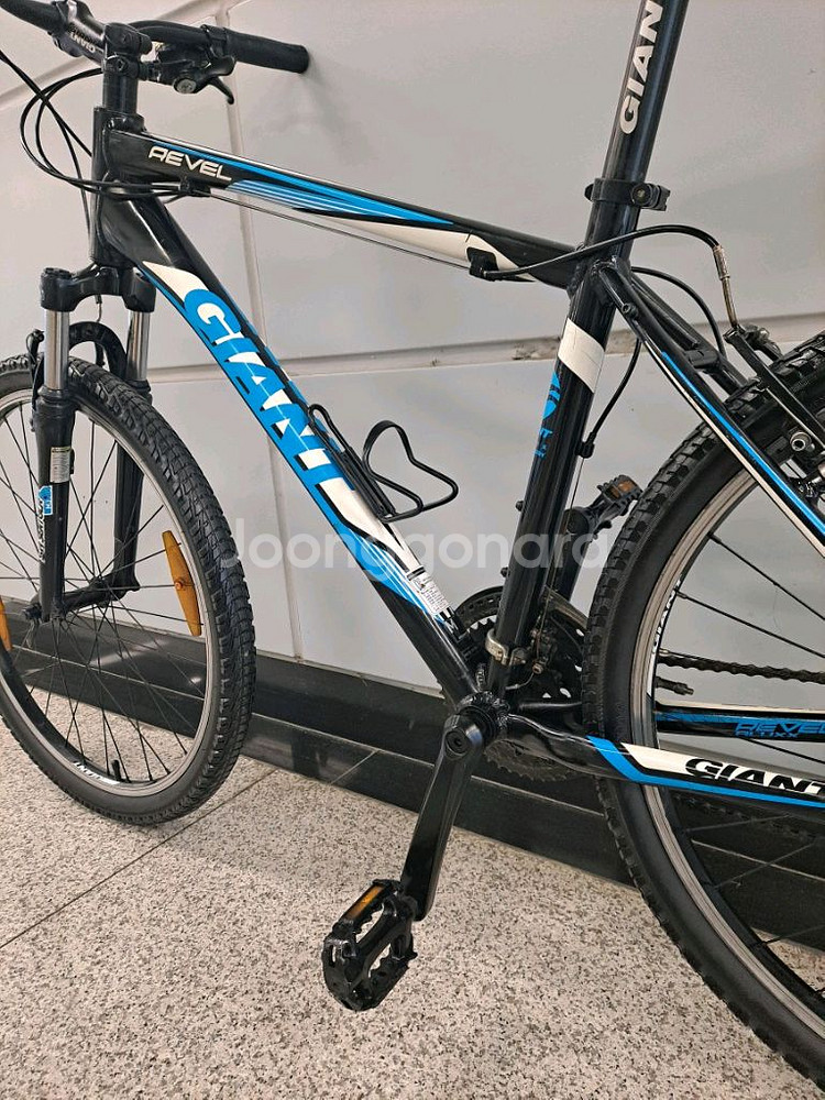 (상태매우괜찮음)자이언트레벨mtb(9만원)--3