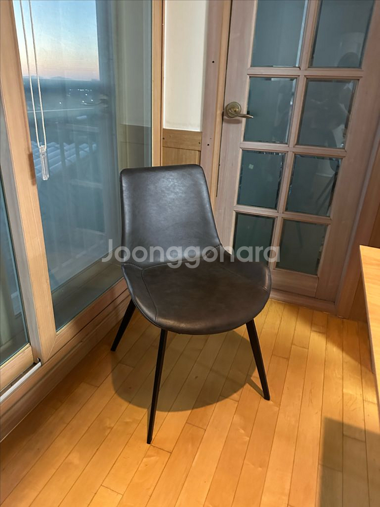 거실 식탁 까사미아 프란조 익스텐션 테이블 세트--6