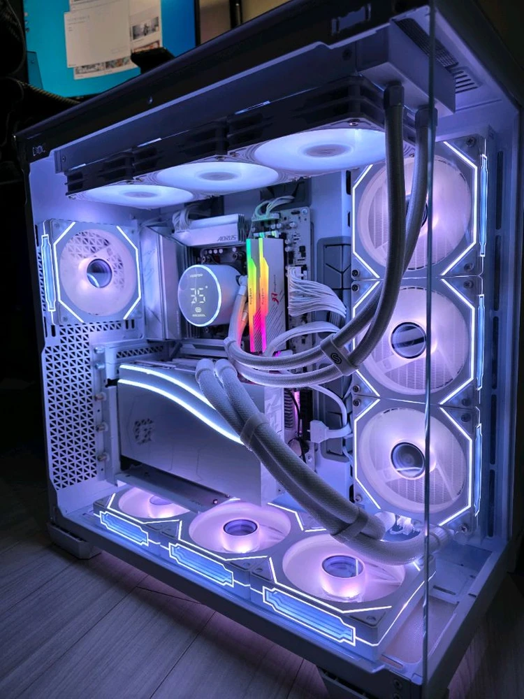 라이젠7 7800X3D RTX4080 넵튠 감성PC 급매 이미지