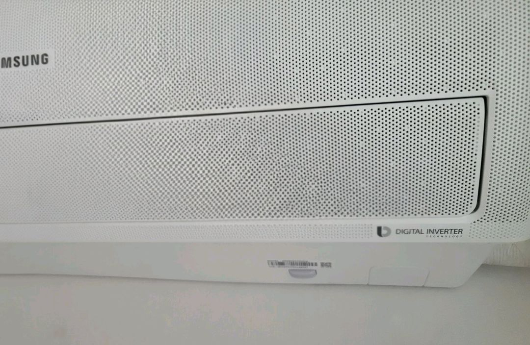 삼성 무풍 벽걸이 에어컨 + 엘지 휘센 스탠드에어컨 2in1 실외기 이미지